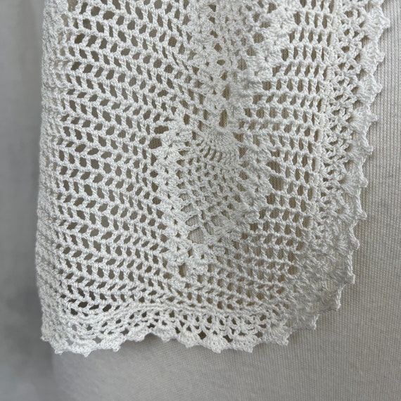 Vintage Size 40/M Lovely Hand Crocheted White Cot… - image 8