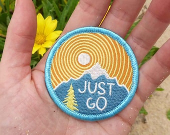 Just Go-patch - Wandelpatch - Adventure-patch - reiziger-patch - Travel-patch - Outdoors-patch - bergpatch - blauwe patch