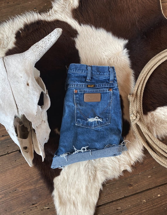 Vintage High Waisted Wrangler Cut Off Shorts