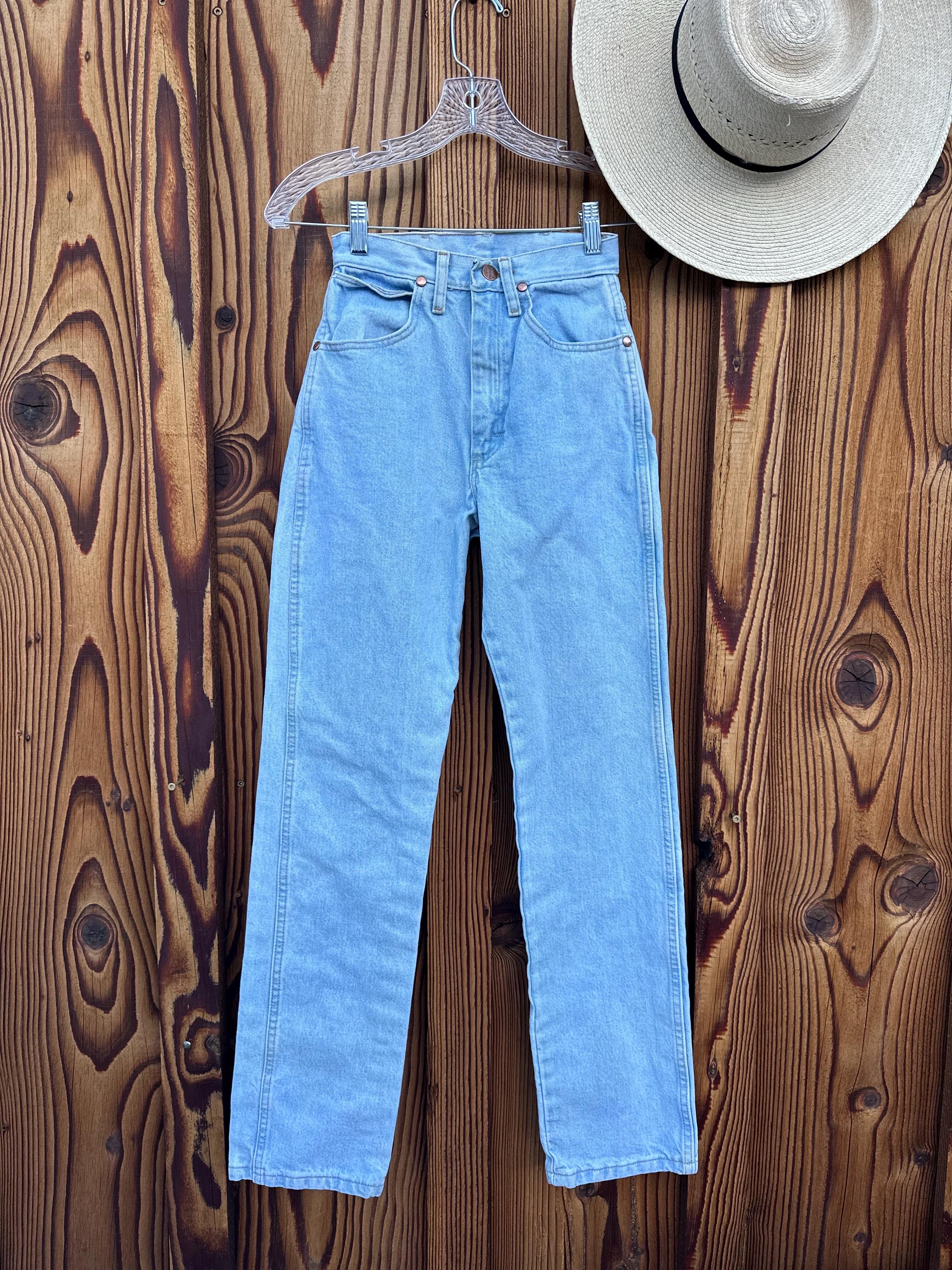 Vintage Style Wrangler light wash Denim Jeans