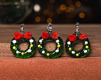 26X19MM Green Christmas Wreath Glass Beads 5 Pcs Christmas Wreath Beads Xmas Beads