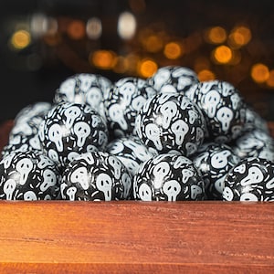 20mm Skull Black Wooden Beads 5 Pcs Funny Halloween Beads