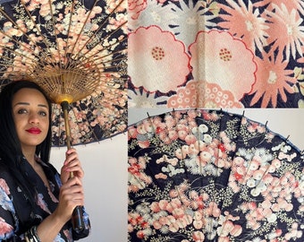 Japanse katoenen parasol uit de jaren 1920 | Roze bloemen bloemen | Woondecoratie Display | Antieke vintage art-deco | Zomervakantie strandaccessoires