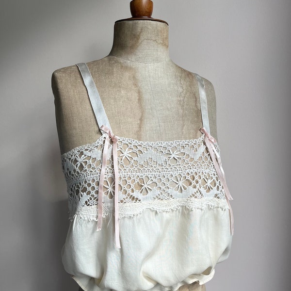 1920s Cami | Cream Silk Crochet Lace Pink Ribbon Bows | Top Camisole | Antique Vintage Art Deco Lingerie Nightwear Boudoir Clothing