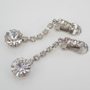 Fabulous 1940s- 1950s Austrian Crystal Dangle Drop Earrings Clip On Art Deco Showgirl Vintage Jewellery Jewelry