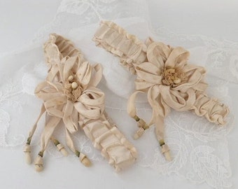 Ligas de boda de la década de 1920 / Flores de cera Encaje de seda / Art Déco antiguo / Accesorios de medias de lencería de liga / Decoración romántica de tocador Boudoir