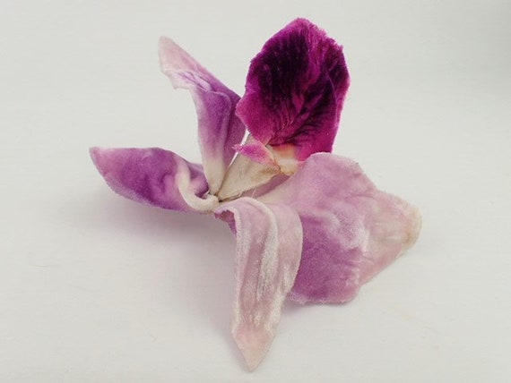 1930s Orchid Corsage | Pink Ombré Velvet Petals |… - image 3