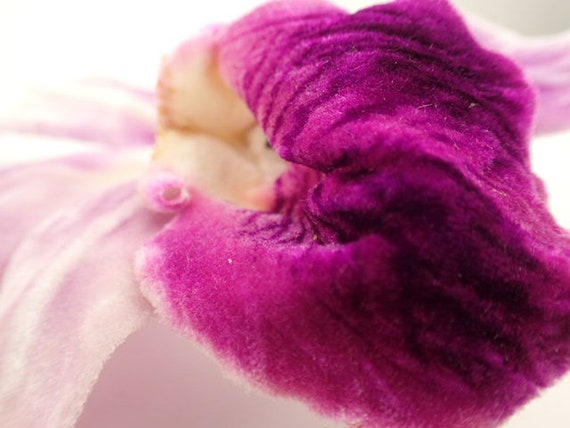 1930s Orchid Corsage | Pink Ombré Velvet Petals |… - image 5