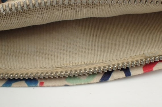 1930s Evening Bag | Finely Pleated Silk Abstract … - image 10