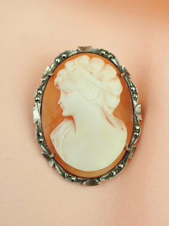 1950 年代のカメオ ブローチ & ペンダント | 上品なシルバー 800 年代