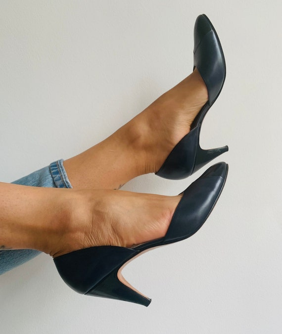 Salvatore ferragamo shoes clearance heels