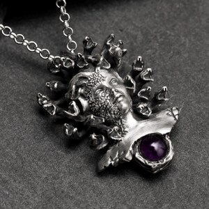 Halsband med Medusa-hänge i oxiderat sterlingsilver: Ormberlock, Halloween-present Ametist