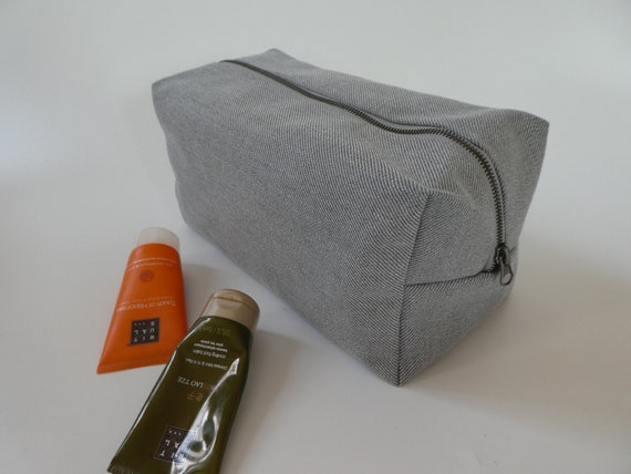 mens wash bag boots