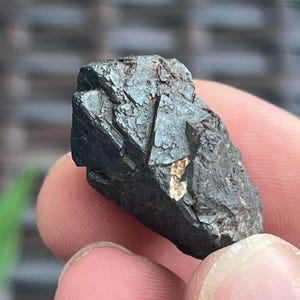 ユタ州産の八面体マグネタイト原石 | 天然マグネタイト標本