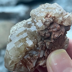 Großer seltener Cerussit Kristall aus Touissit, Marokko 139g | Roh Cerussit Stein | Einzigartiges fluoreszierendes Mineral | Kraftvoller Heilstein