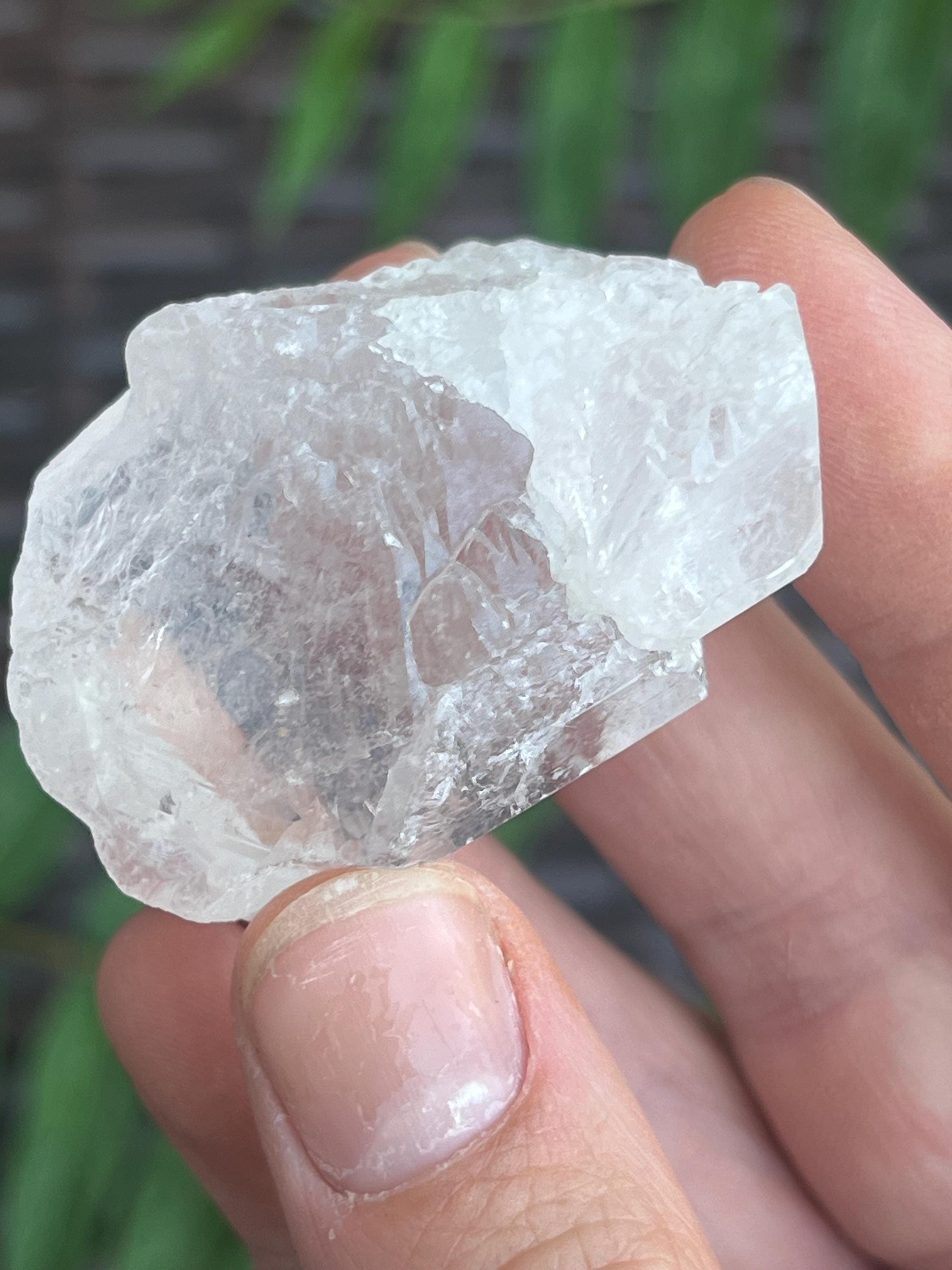 ブラジル産天然透明水晶｜ブラジル産天然水晶ポイント、ヒーリング