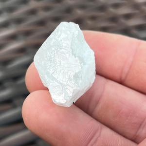 Etched Raw Aquamarine Crystal from Skardu, Pakistan | Natural Aquamarine Stone for Jewelry Making, Collectors, Gift, and Healing