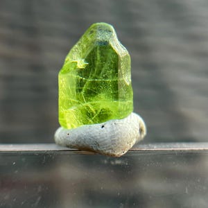 Raw Peridot Crystal | Green Peridot Specimen, Natural Peridot, Raw Peridot, Peridot Gemstone, Peridot Stone, Peridot Pakistan