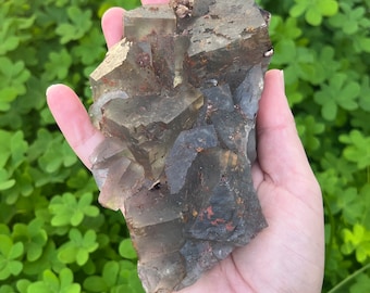 Groot kubisch fluorietkristal 1 lb uit Marokko | Ruw kleurrijk fluoriet met fantoom- en kleurzones, natuurlijk mineraal fluoriet