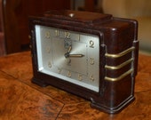 Art deco French 1930s bakelite quot Jaz quot clock