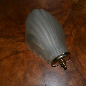 Retro vintage 80s Clam shell wall light