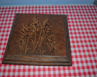French farmhouse 1960s Oak tiled rustic trivet