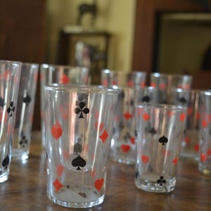 Gobelet à lunettes français motif jeu de cartes x 11