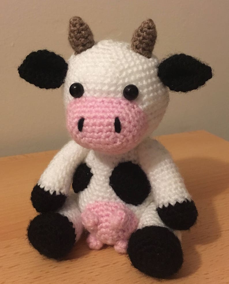 Amigurumi Cow image 1