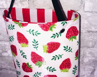 Strawberry Car Trash Can, Auto Accessories, Car Trash Bag, Cottage Core,  Reusable Trash Bag, Farmcore, Trash Bin, Car Storage, Cute, Teen