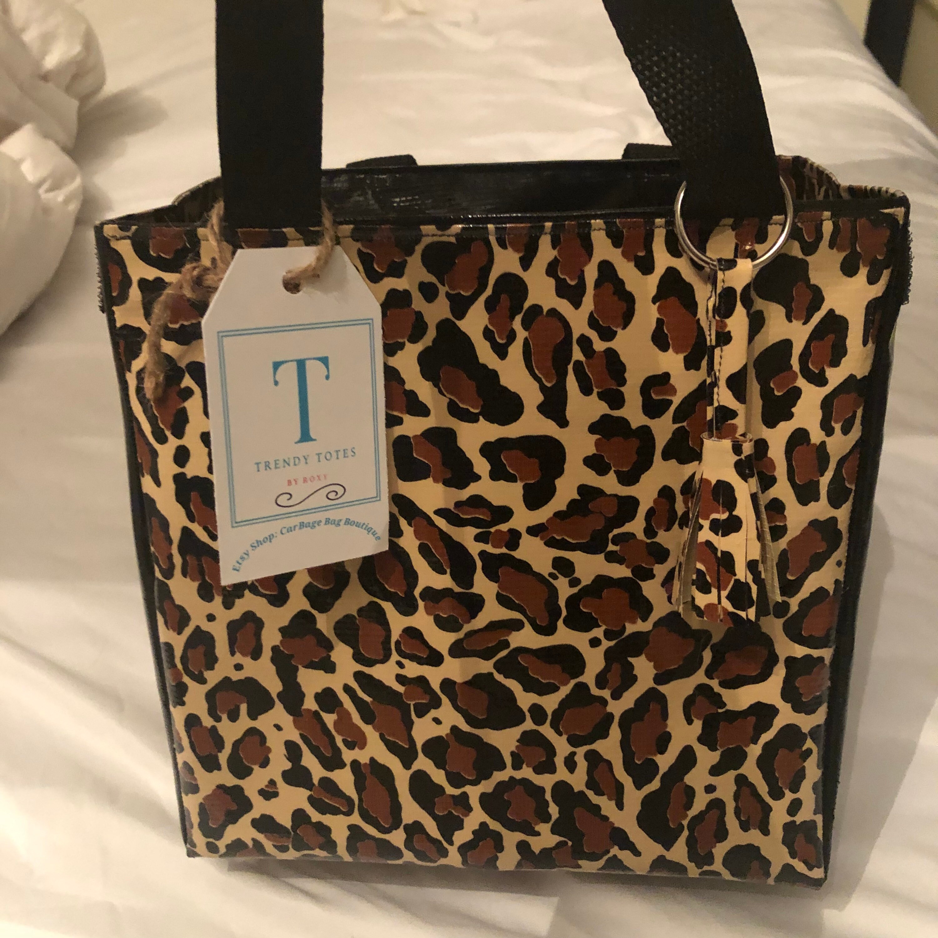 Leopard Print Insulated Lunch Bag With Handles 12x10” Great Space 