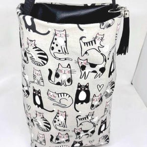 Black and White Cat Car Trash Bag, Car Accessories, Waterproof Lining, New Car Gift, Car Trash Can, Car Caddy Organizer