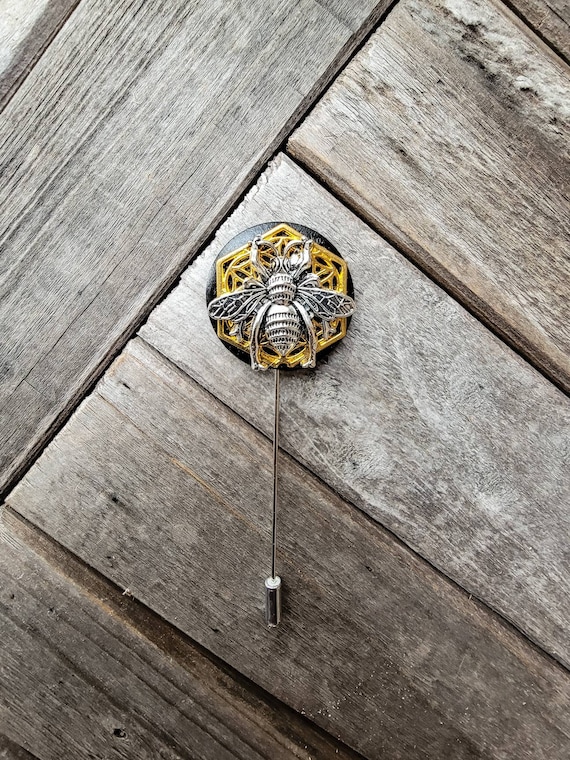 Hornet - Luxury Handmade Artisan Lapel Pin