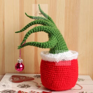 Christmas Green Thief Crochet Pattern, 2 in 1 Monster hand, Xmass home decor (PDF Pattern), Christmas green Mean One gift