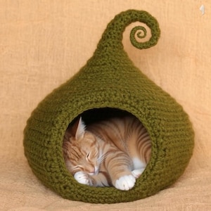 Cat bed crochet pattern/ Small dog cave bed/ Calabash-house DIY (Digital PDF)