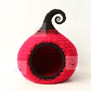 Cat bed crochet pattern/ Small dog cave bed/ Calabash-house DIY (Digital PDF) image 10