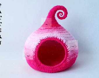 Crochet Cozy Hide Pattern: Small Pet Bed (PDF Pattern)