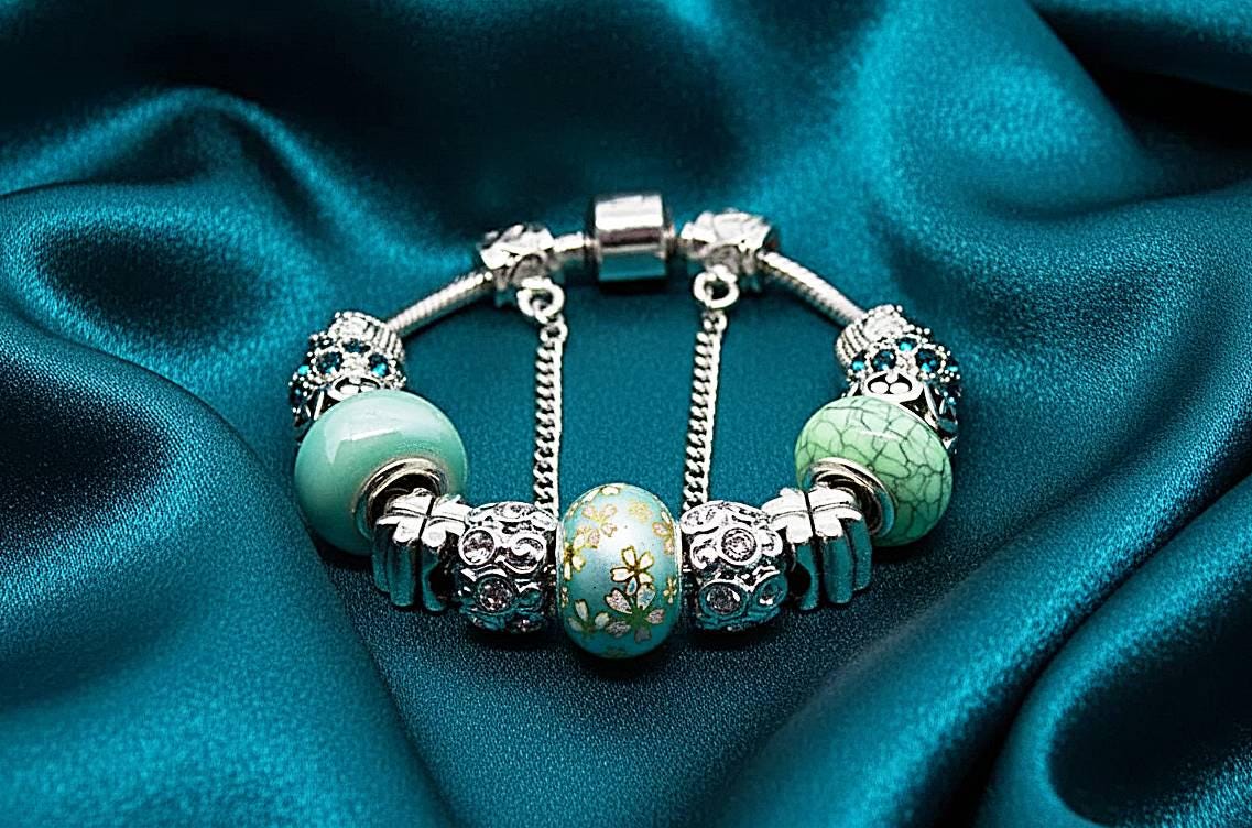PANDORA ブレスレット 青と緑　シルバー il_fullxfull.7414767130_clwa.jpg