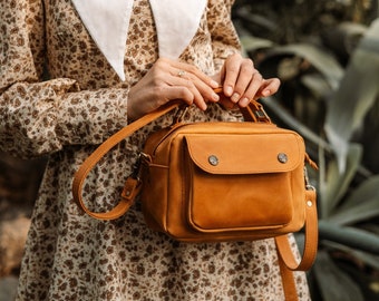 Leather Crossbody Bag for Women, Handmade Leather Purse, Small Shoulder Bag, Everyday Leather Handbag, Gift for Her