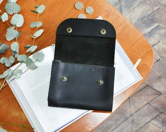 Womens leather wallet Leather clutch wallet for women Personalized leather wallet Zipper wallet