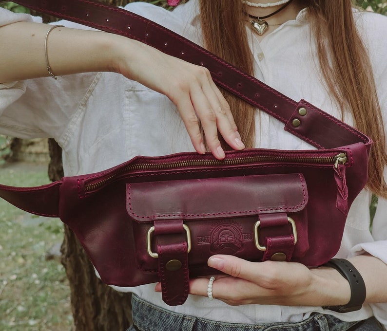 Leather fanny pack for women leather belt bag leather hip bag Wine