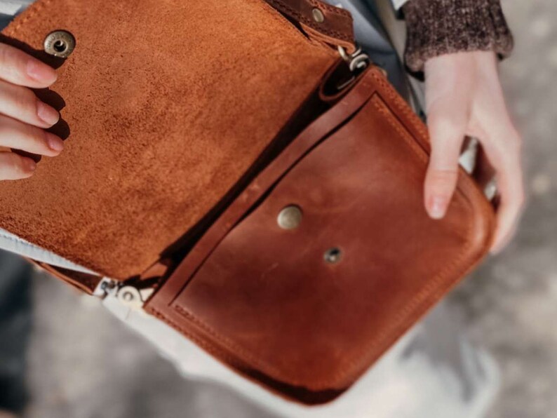 Brown Leather Crossbody Bag – Small Soft Leather Shoulder Purse – Everyday Hands-Free Bag for Women – Full Grain Minimalist Gift for Her image 3
