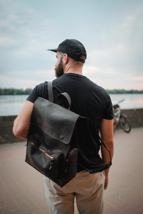 louis vuitton backpack light brown A stylish Louis Vuitton Damier Azur backpack featuring the iconic light  checkered canvas, natural leather trim, and gold-tone hardware. Practical  yet elegant, it offers a roomy interior with a secure