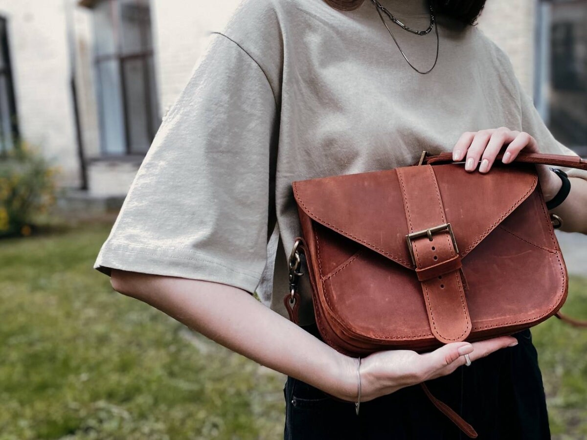 Crossbody brown hot sale