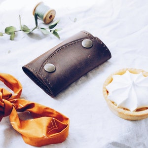 Leather key case Key holder wallet Leather key holder Coffee