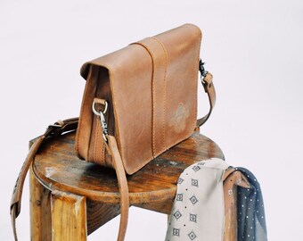 Women's Small Genuine Leather Crossbody Bag – Boho Saddle Purse With Adjustable Strap – 9 Inch Brown Handbag For Everyday