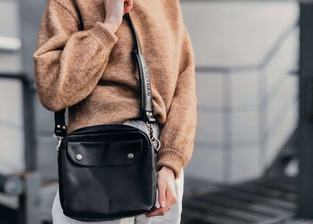 Black Leather Crossbody Bag Leather Purse Messenger Bag Women Unisex Bag Etsy Canada