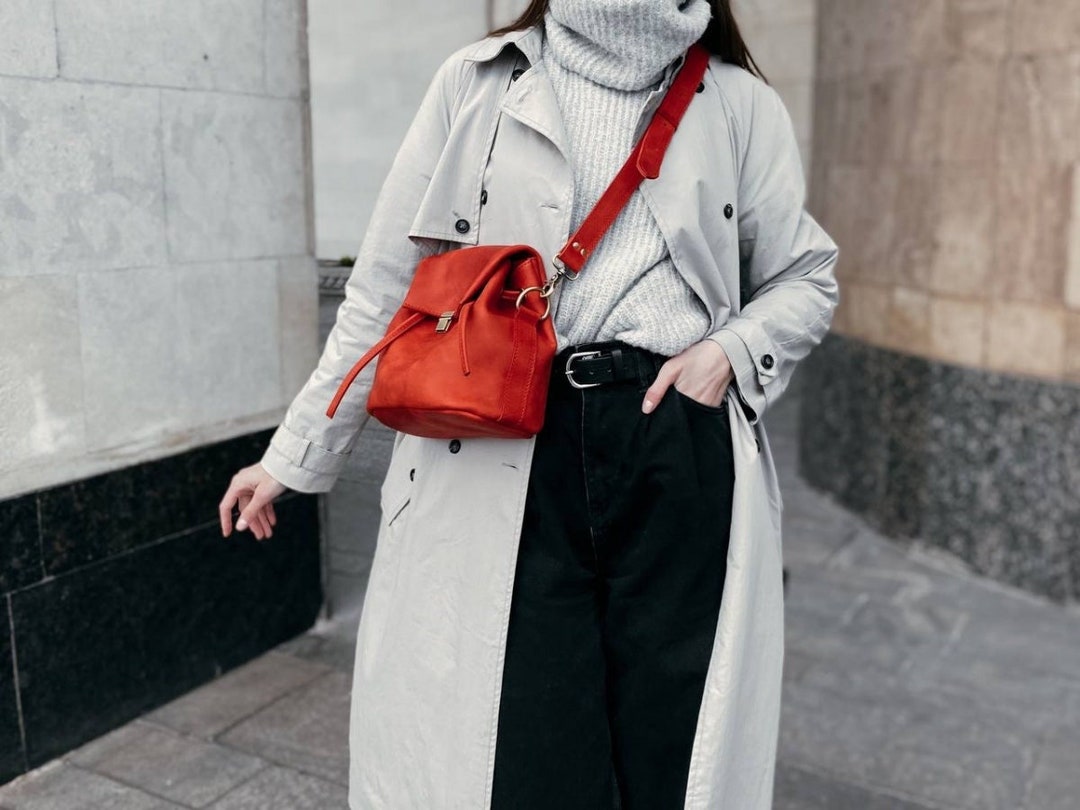 Red Vintage Leather Crossbody Drawstring Bag: Canvas Bucket