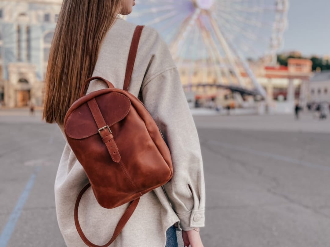 ミュージシャン RAD MARKET MINI LEATHER BACKPACK Brown Vintage Leather Mini Backpack Purse for Women: Stylish and