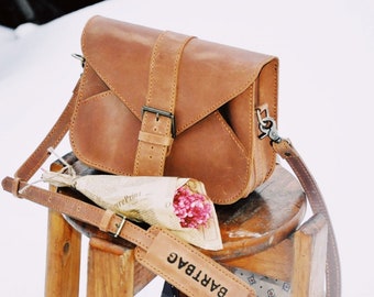 Small crossbody bag, brown leather crossbody bag, leather Saddle bag, Personalised leather bag for women, Monogram crossbody bag