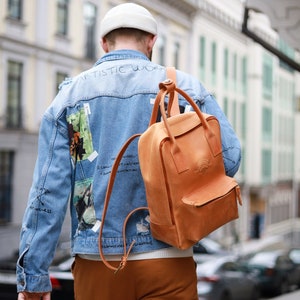 Sac à dos vintage en cuir camel personnalisé : sac à dos unisexe fait main